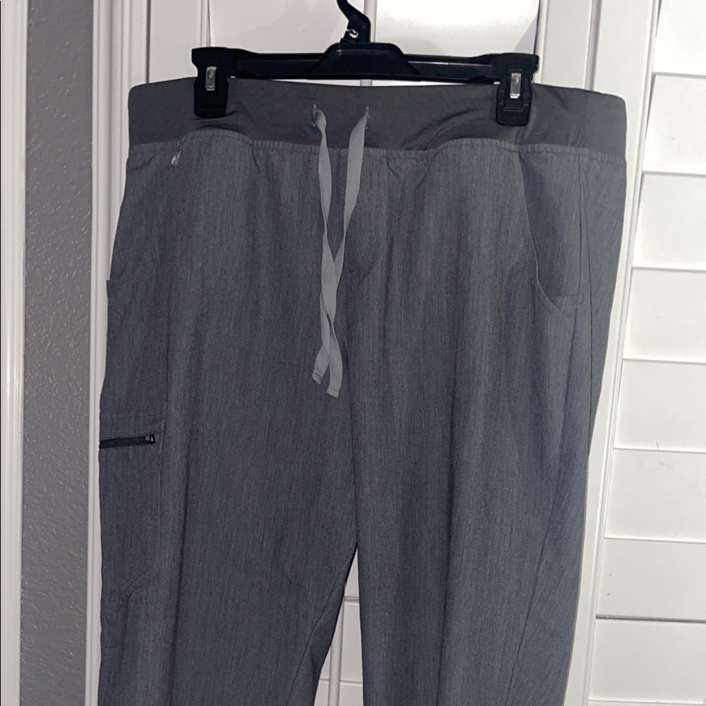 Figs Zamora joggers graphite